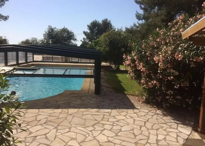 Chalet Piscine Couverte/Jardin/Terrasse